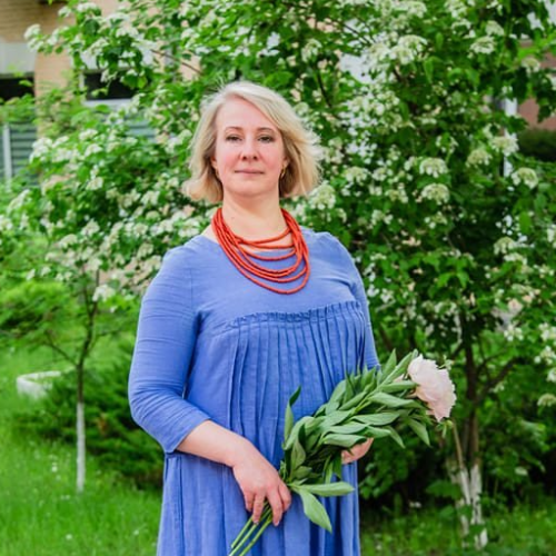 Спікер:   - вчителька початкових класів, переможець Всеукраїнського конкурсу ’Найкращий гегдерночутливий STEM-урок’ (консультант/учитель) 